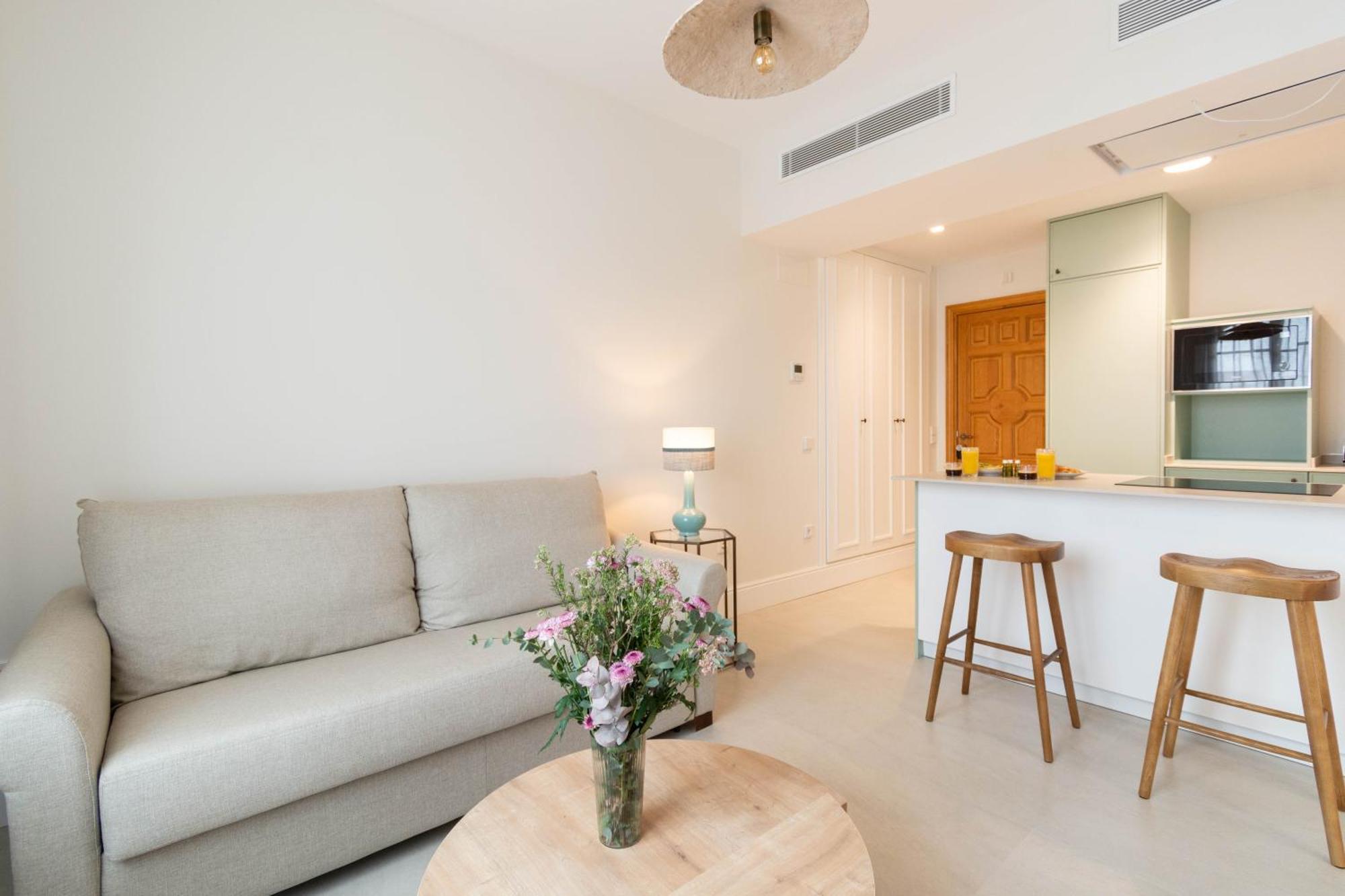 Betis Suites-La Campana Siviglia Esterno foto